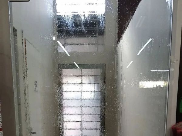 Películas Fumê, Espelhada e Jateada em Fortaleza Películas Fumê, Espelhada e Jateada em Fortaleza